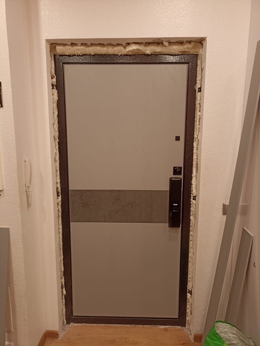 Установка дверных откосов