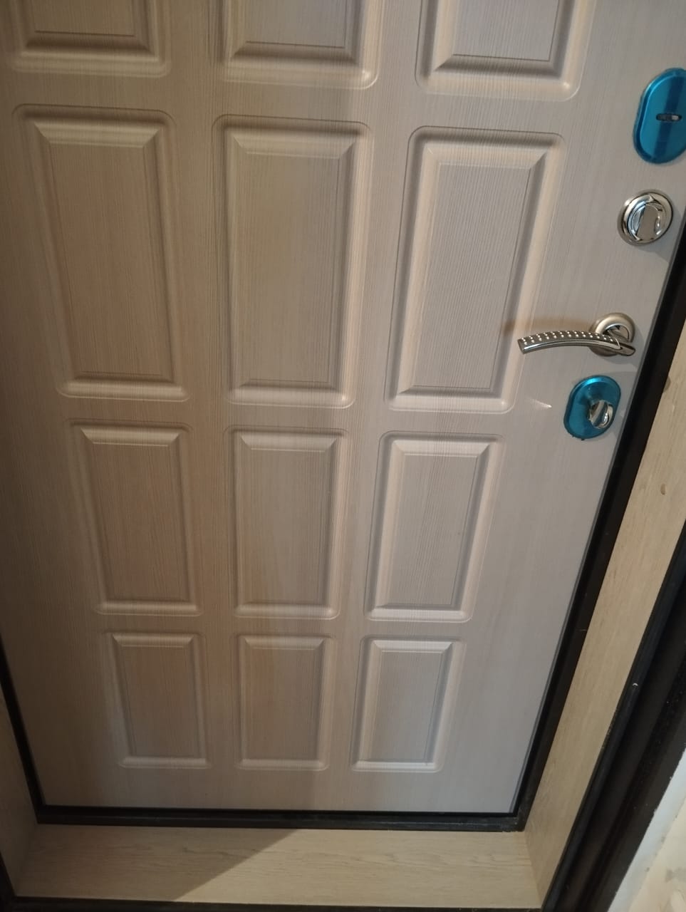 Установка дверных откосов